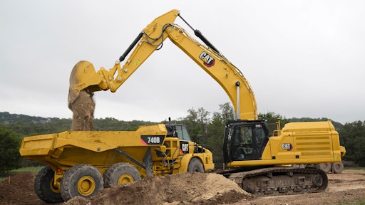 Caterpillar 349 Excavator Loading