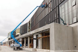 Genie S 80 J Boom Lifts