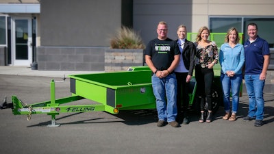 Pictured L-R: Kevin Athmann, Brenda Jennissen, Bonnie Radjenovich, Marisa and Adam Seifert.