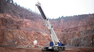 Tadano GTC-2000