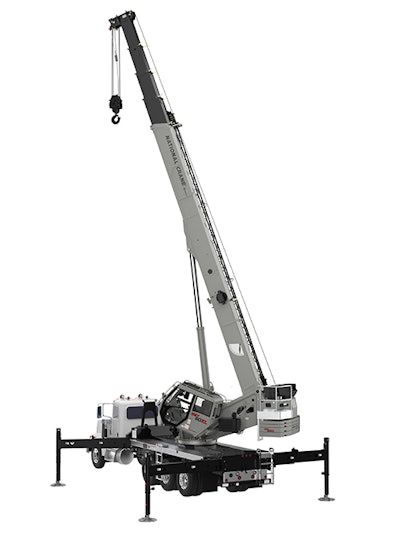 Manitowoc Boom Truck