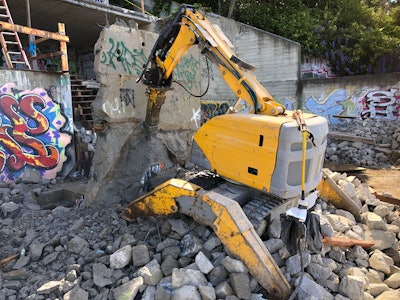 With the Brokk machine Jamba Construction demolished 1,200 cubic yards of concrete and lava, completing 60% of the overall demolition.