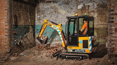Etech Mini Excavator 1