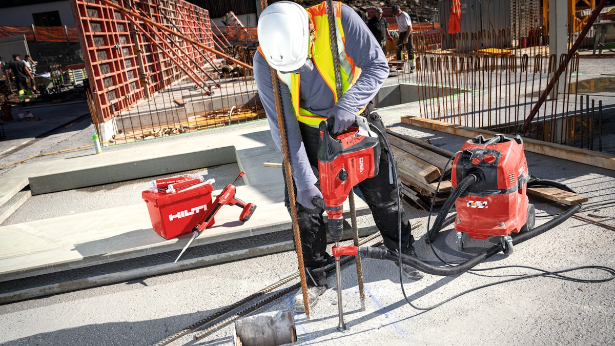 Hilti SDSMax Combination Hammer Drill Up to 40 Faster Heavyduty