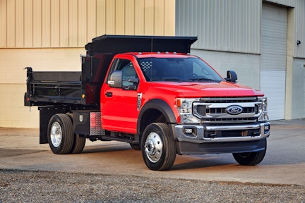 Class Straddling Ford F 600 Tows And Hauls More Than Any Other Super Duty Its Size From Ford Motor Company For Construction Pros