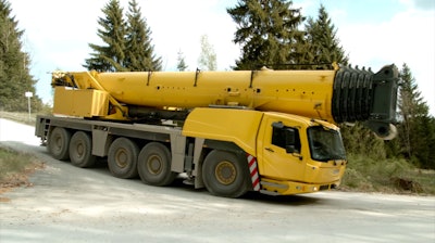 Grove Gmk5250 Ls Easy Mobility Delivers Precise Lifts At Peruvian Mine 01