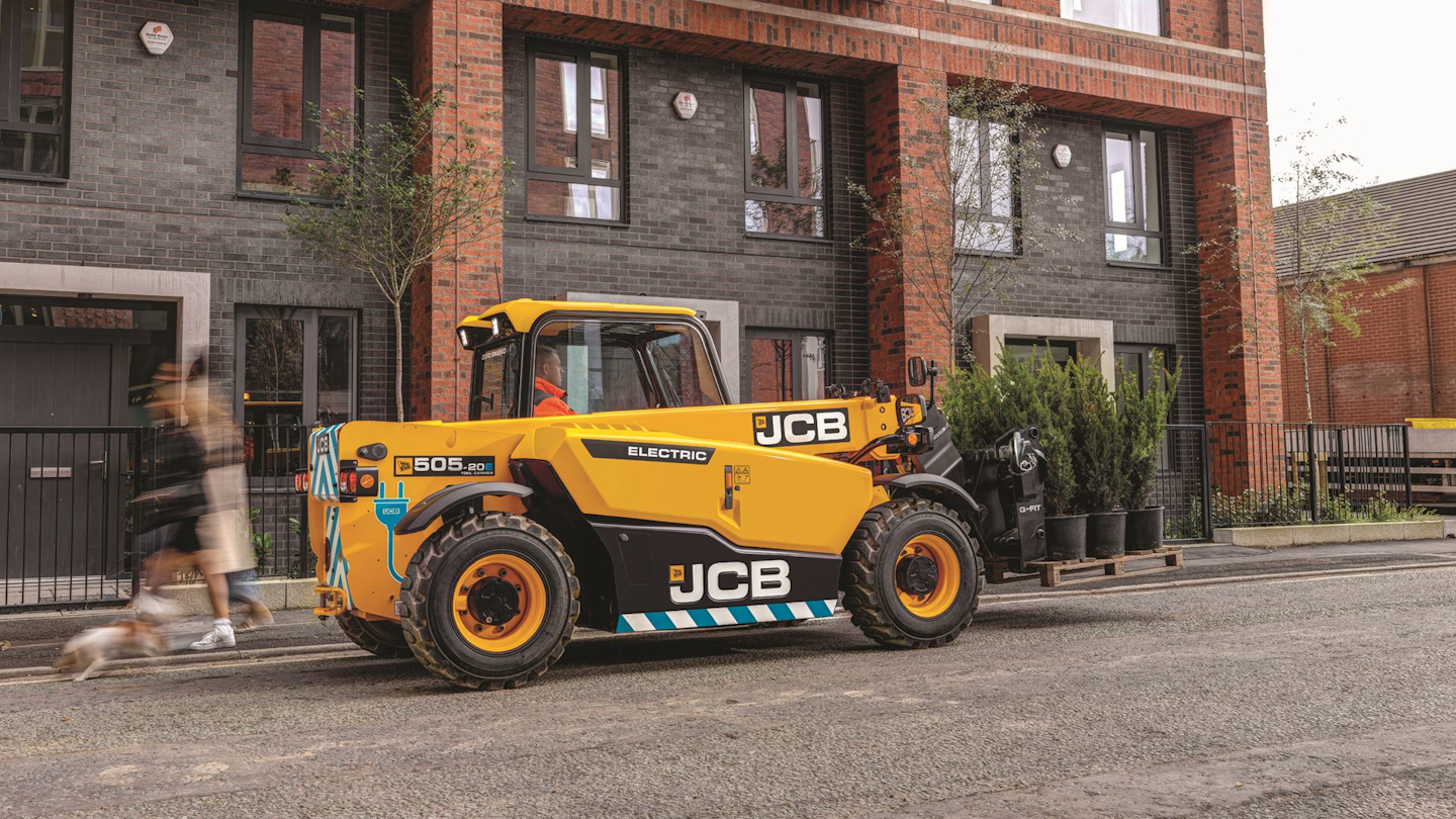 JCB’s new 525-60E all-electric Loadall telescopic handler provides the same performance as its diesel counterpart.