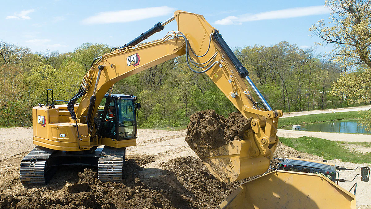 Caterpillar 335 From: Caterpillar - Cat - Vimarsana News