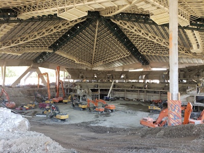 Project managers opted to install a temporary support system to hold up the arena’s iconic, multi-million-pound roof while they demolished the current columns and buttresses. They relied on these supports for several months to allow for installation of the new permanent support system.