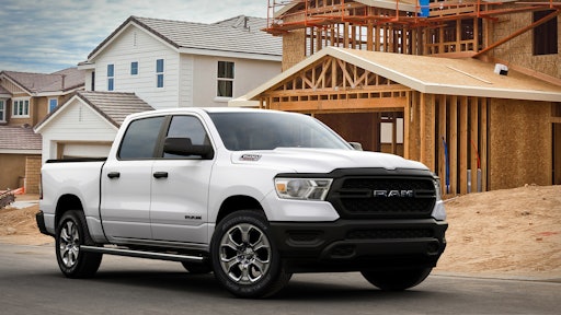 Ram 2500 Gas Vs Diesel Mpg: Unveiling the Ultimate Fuel Efficiency Battle