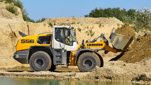 Liebherr Wheel Loader L556 Xpower Quarry 300dpi
