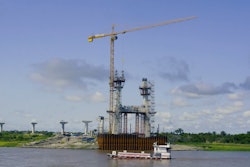 Potain Mc 310 K16 Tower Crane Duo Erects 1410 Ft Bridge In Perus Amazon 03