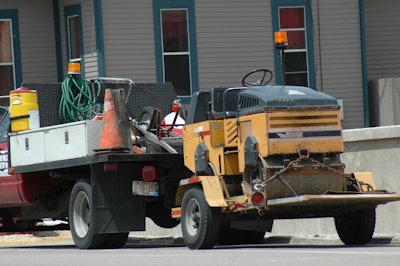 Compactorontrailer 2