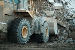 Impact breaks and puctures are the most dramatic causes of wheel loader tire failure, but the much bigger challenge is actually separation due to heat.
