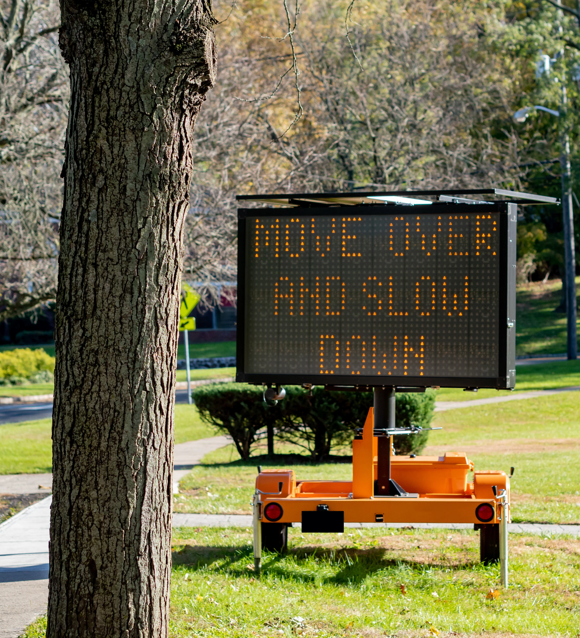 Distracted Driving Bill Announced During Work Zone Awareness Week - Vimarsana News