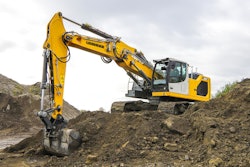 Liebherr R 928 G8 2 300dpi