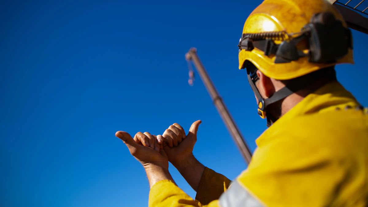 Iron Workers Rigger and Signal Person Certification Receives Accreditation from National Commission for Certifying Agencies - Vimarsana News