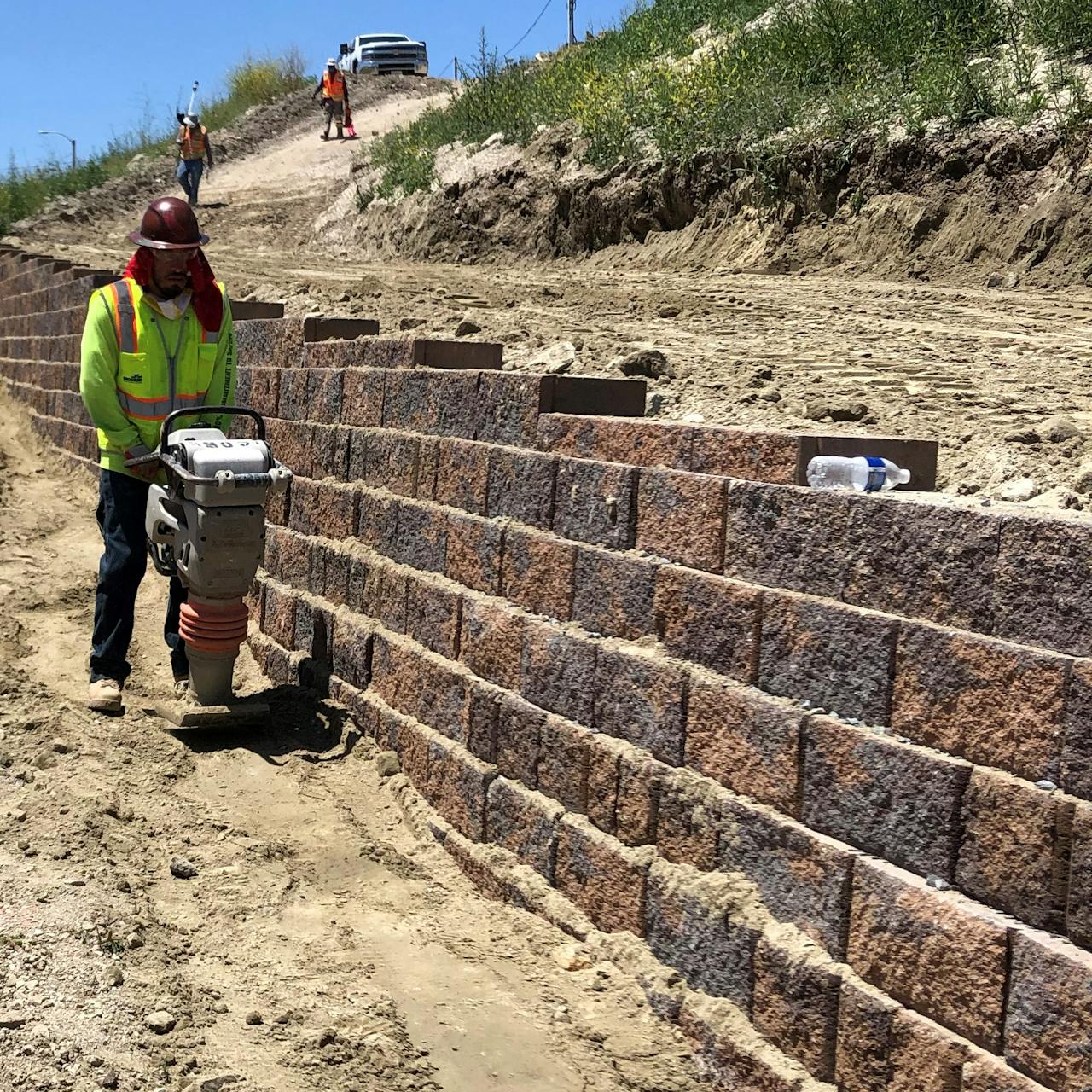 Retaining wall Construction Service in Vegas - Vegas Handyman Services