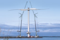 Great job in Denmark: Two Liebherr mobile cranes LTM 1750-9.1 at a wind turbine in Jutland.