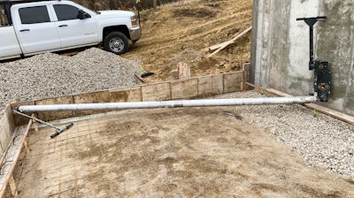 Curb Roller Manufacturing Lynx Screed 2