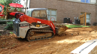 Takeuchi TL12V2