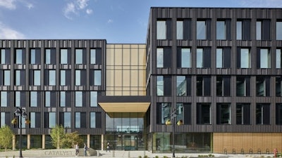 Cu Katerra Benjamin Benschneide