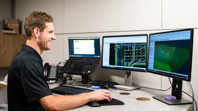 Veit’s Construction Technology team uses Trimble Business Center to create and modify models to share with field crews, and WorksManager to wirelessly transfer data such as 3D constructable models to the sites.