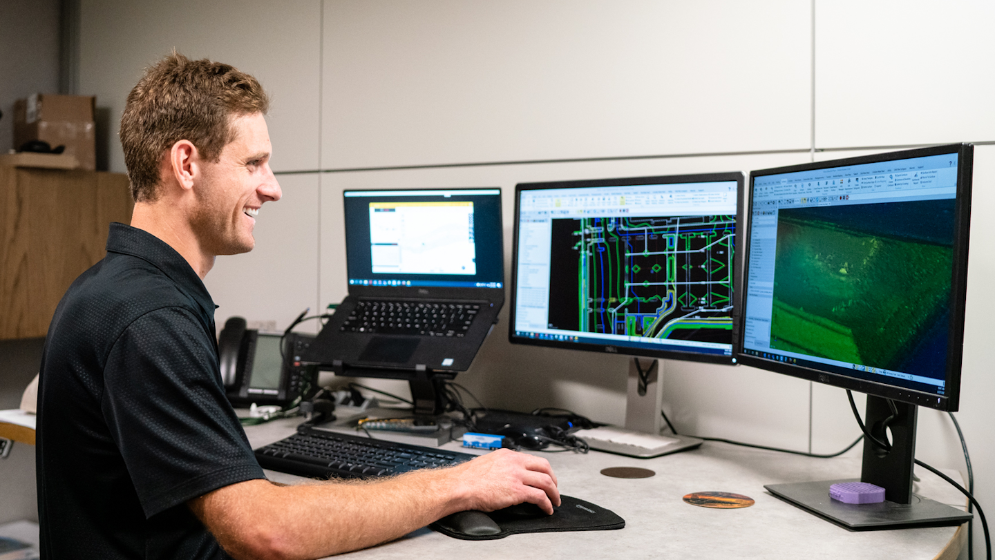 Veit's Construction Technology team uses Trimble Business Center to create and modify models to shared with field crews, and WorksManager to wirelessly transfer data such as 3D constructible models to the sites.