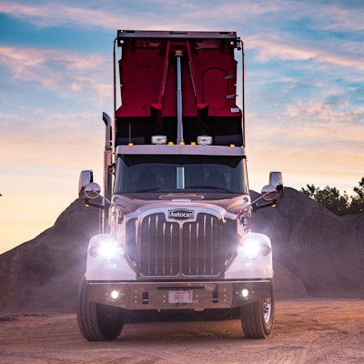 Autocar Dc 64 D Dump Truck 300 Dpi (4)