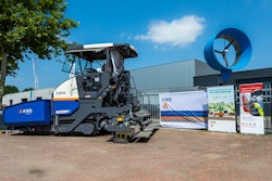 20210720 Elektrische Asfaltspreider 002 022 (1)