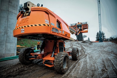 Jlg Self Leveling Technology 1