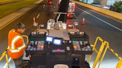 Onboard diagnostics, simple grade control setup and automated calibration procedures drastically reduce the responsibilities of the operator compared to older generations of equipment.