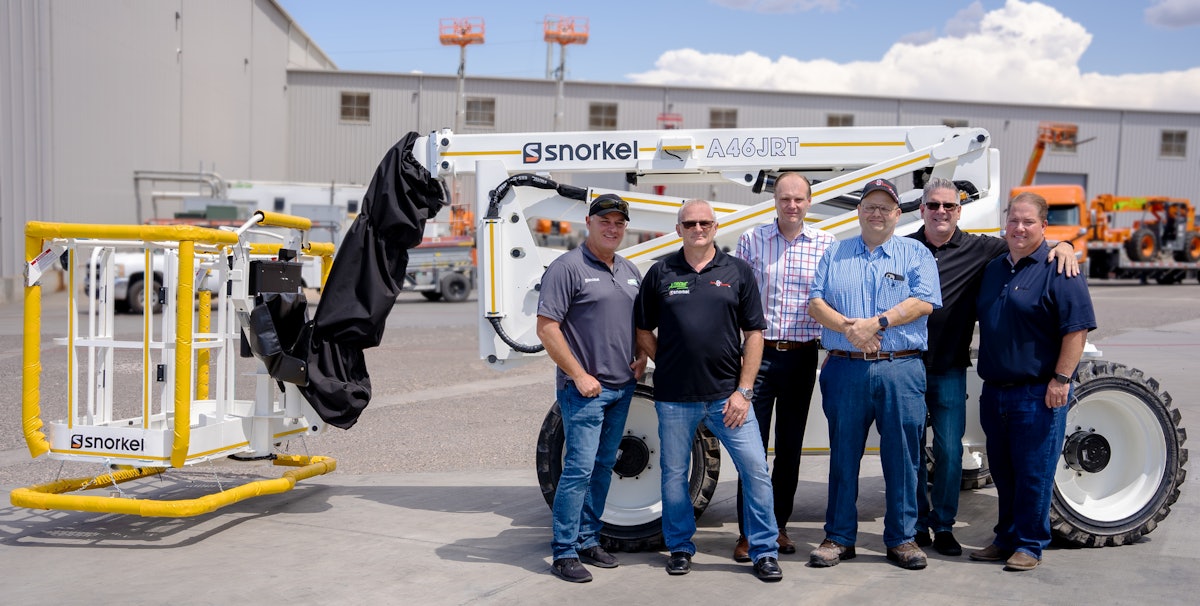 Snorkel Delivers 60 Boom Lifts to U.S. Government For Construction Pros
