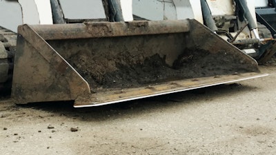 May Wes Poly Cutting Edge Bobcat