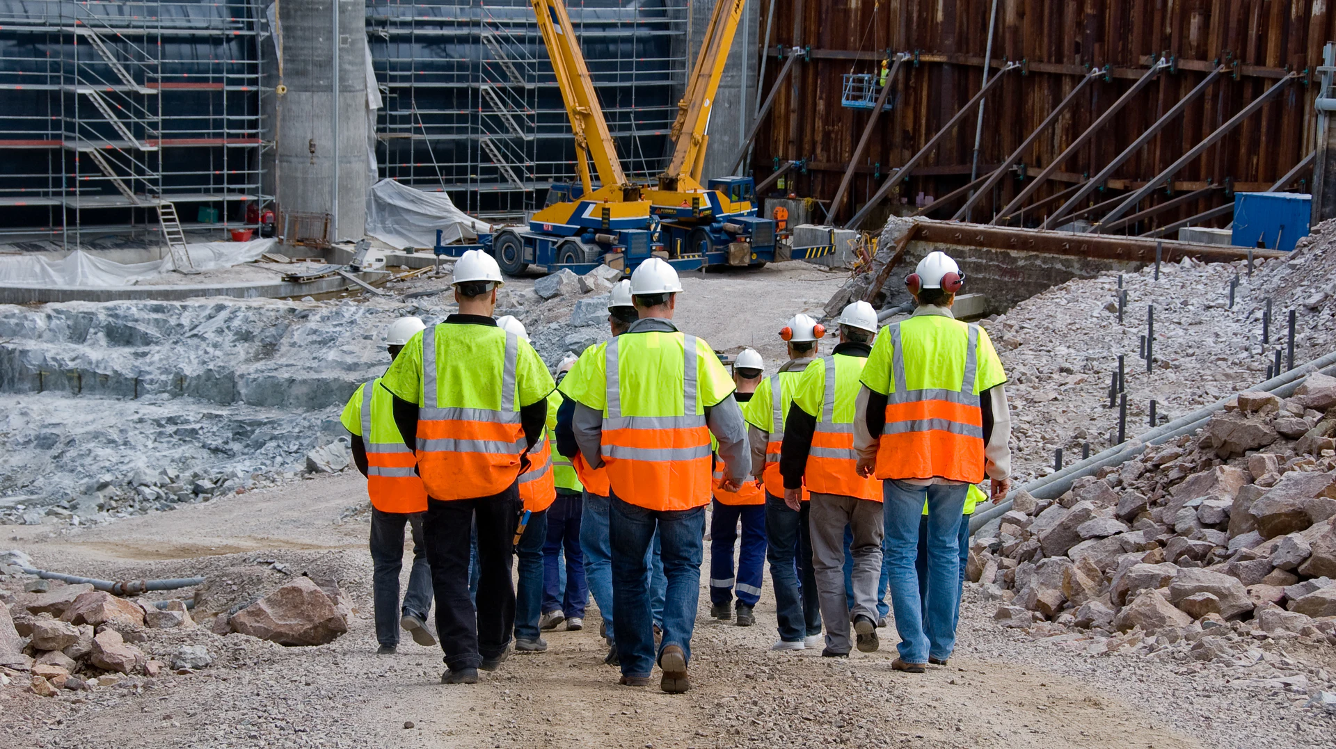Wages and Benefits for Union Construction Apprenticeships Rival Bachelor's  Degrees, Study Shows | For Construction Pros