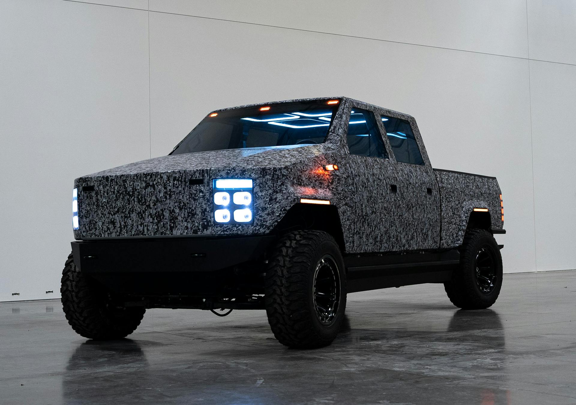 ATLIS Motor Vehicles Reveals Pre-production XT Pickup Truck | For Construction Pros