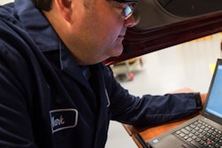 Bendix recommends starting by running a diagnostic software tool that shows a system view of what’s on the vehicle that includes key vehicle components as well.