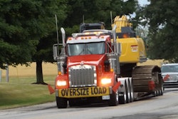 Maintain a four-second interval of clear space between you and the vehicle ahead of you to ensure adequate reaction time and the ability to stop the load.