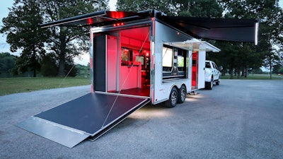 Draxxon DX-816 trailer.