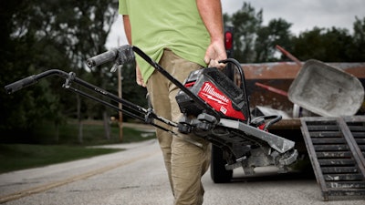 Milwaukee MX FUEL Vibratory Screed