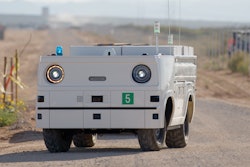 A001 09011001 C002 00 00 21 17 still013