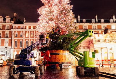Christmas Lights In Covent Garden (image Courtesy Of Star Platforms)