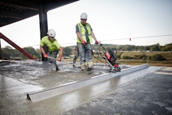 Milwaukee MX FUEL Vibratory Screed