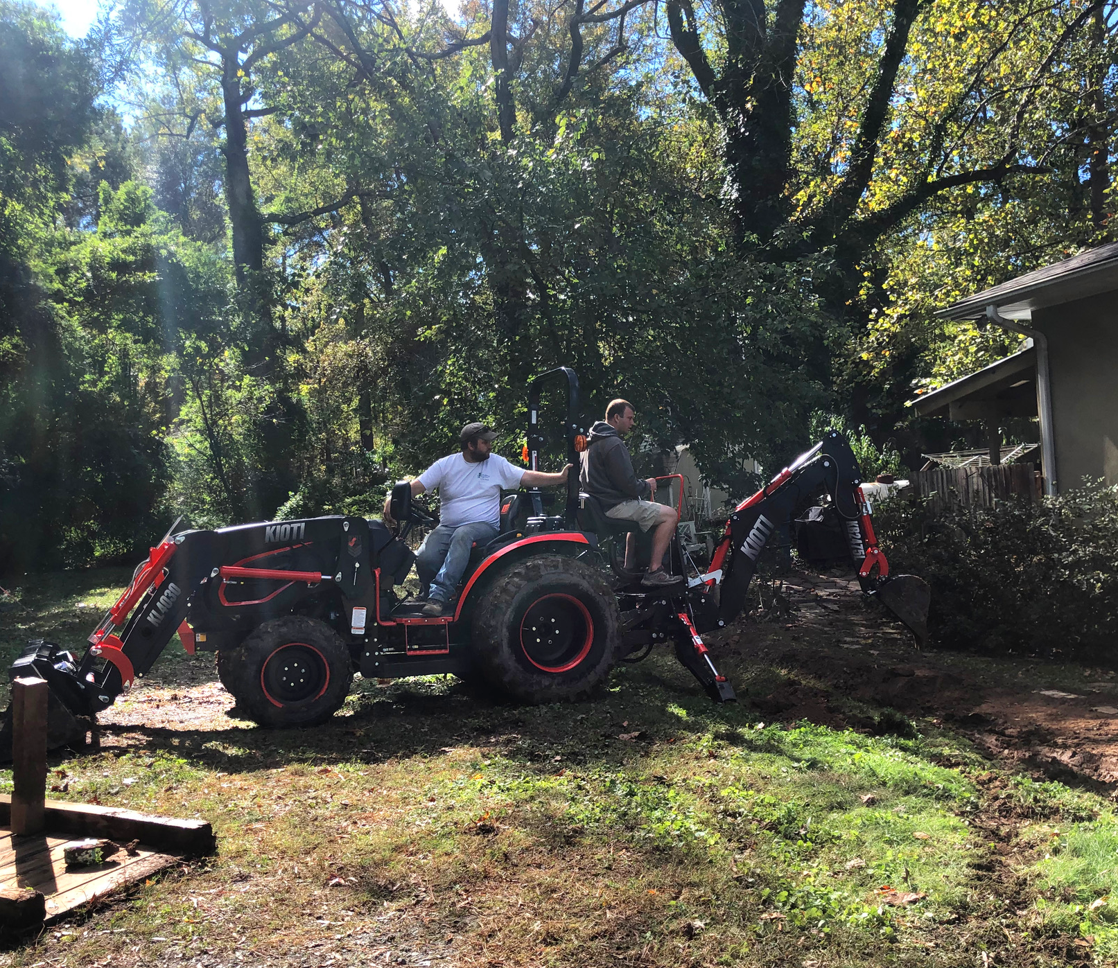 Kioti Db Digging[71]