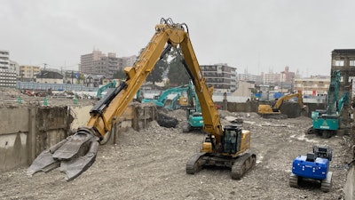 Cat 340 Uhd Hex Cm20201204 Ba881 0407a