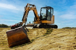 Cat Grade For 6 9 Ton Mhex Graphic