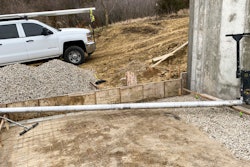 Curb Roller Manufacturing Lynx Screed 2