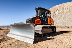 The 10-ton DD100 will be available in the third quarter of next year, followed by a 13-ton machine in 2023.