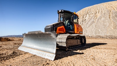 The 10-ton DD100 will be available in the third quarter of next year, followed by a 13-ton machine in 2023.