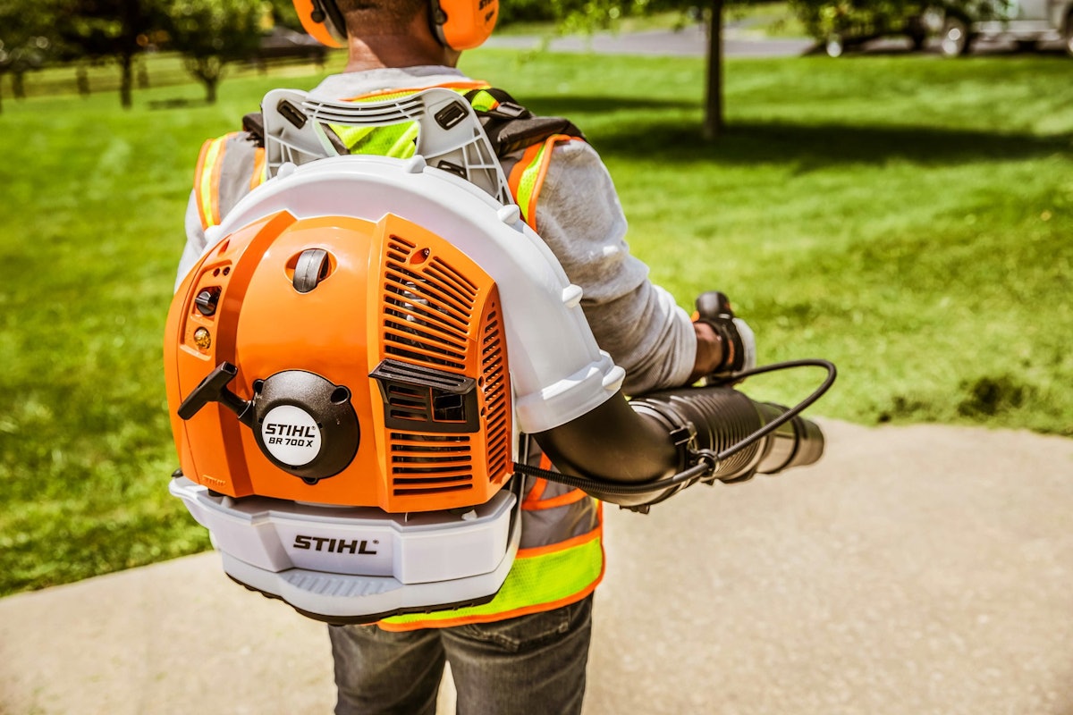 BR 700 X Backpack Blower From: Stihl Inc. | For Construction Pros